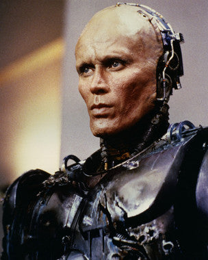 Peter Weller